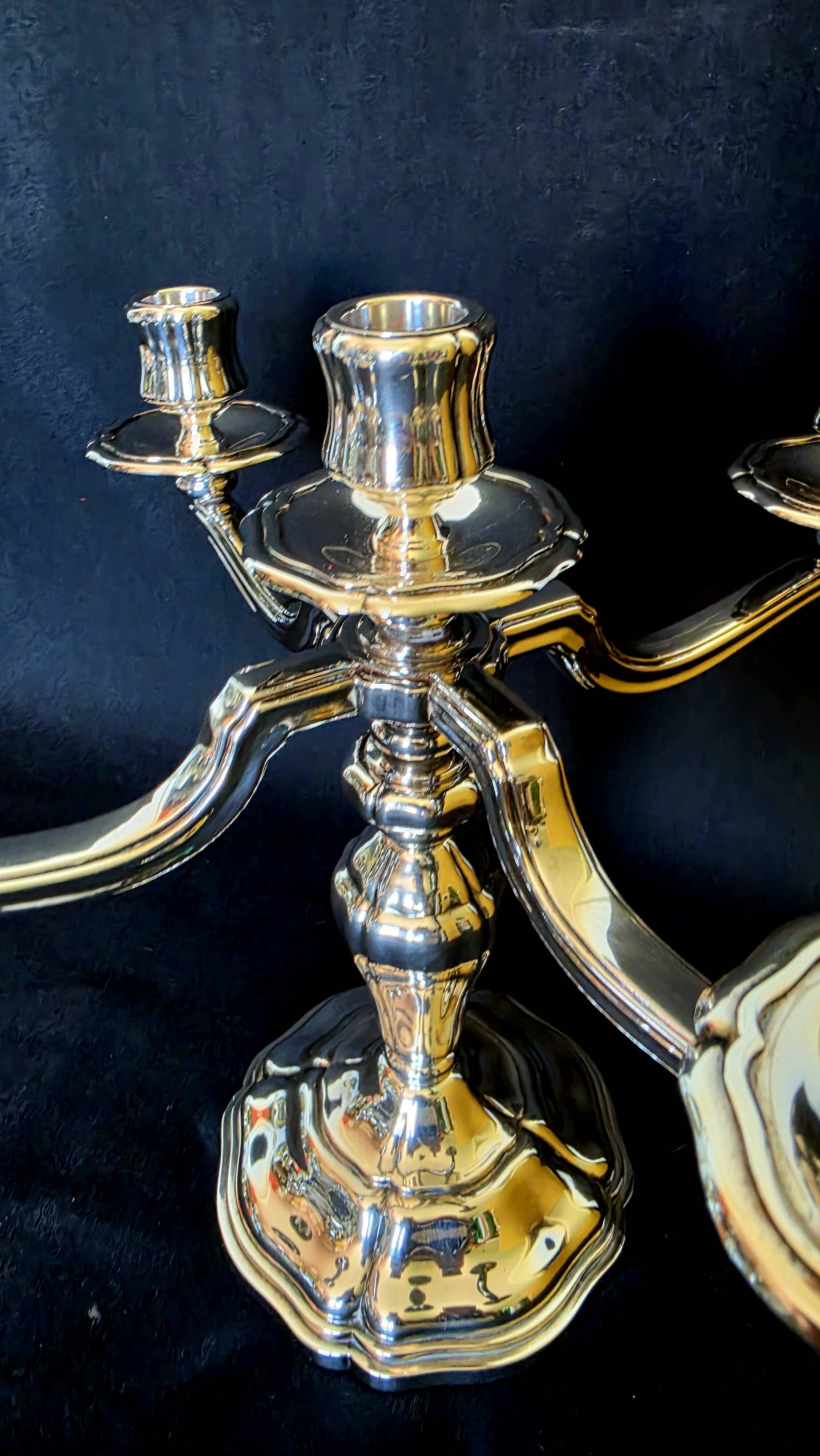 Exceptional pair of table candlesticks in fine silver, St. Médard Paris