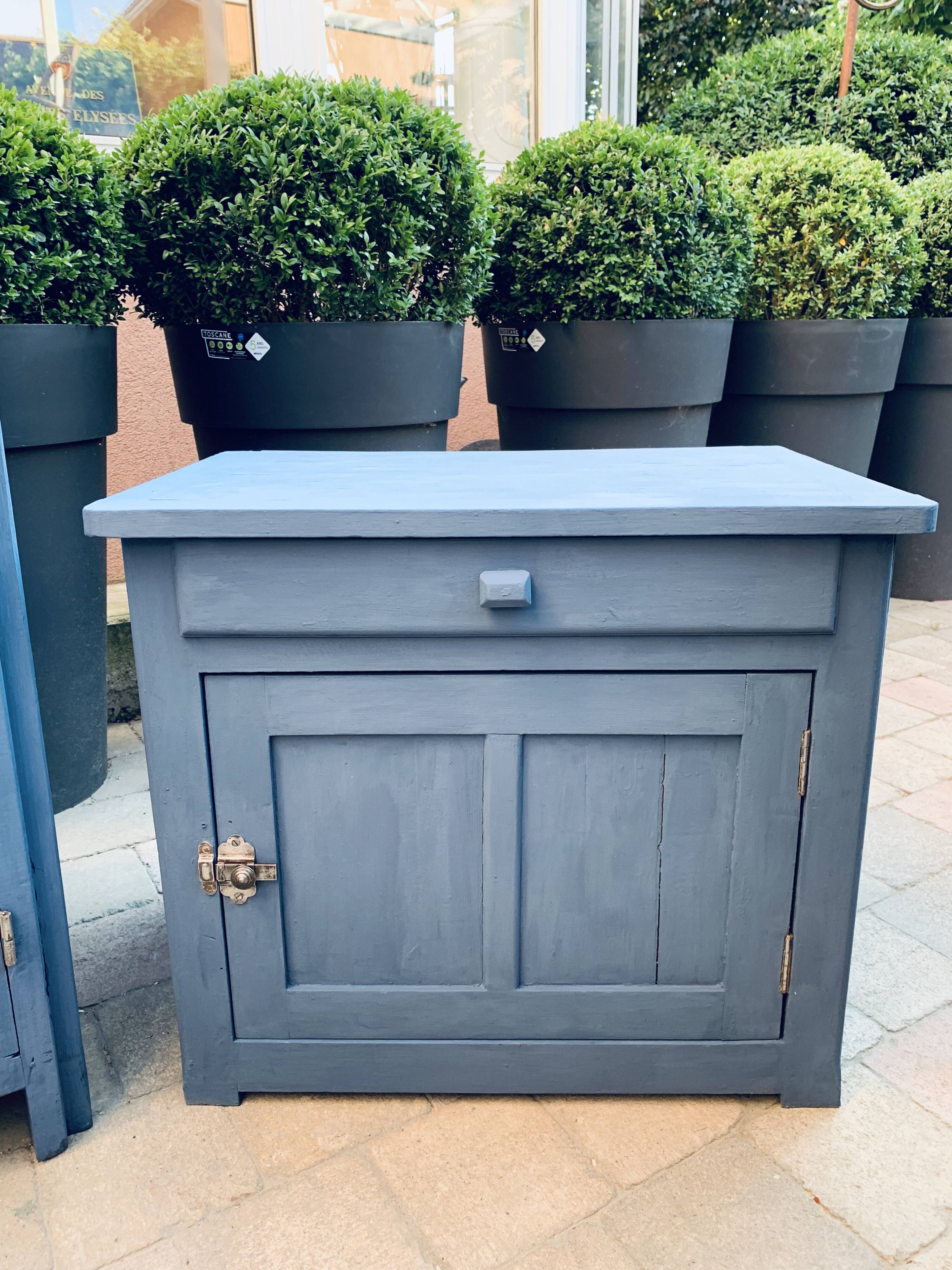 Parisian wardrobe and his bedside