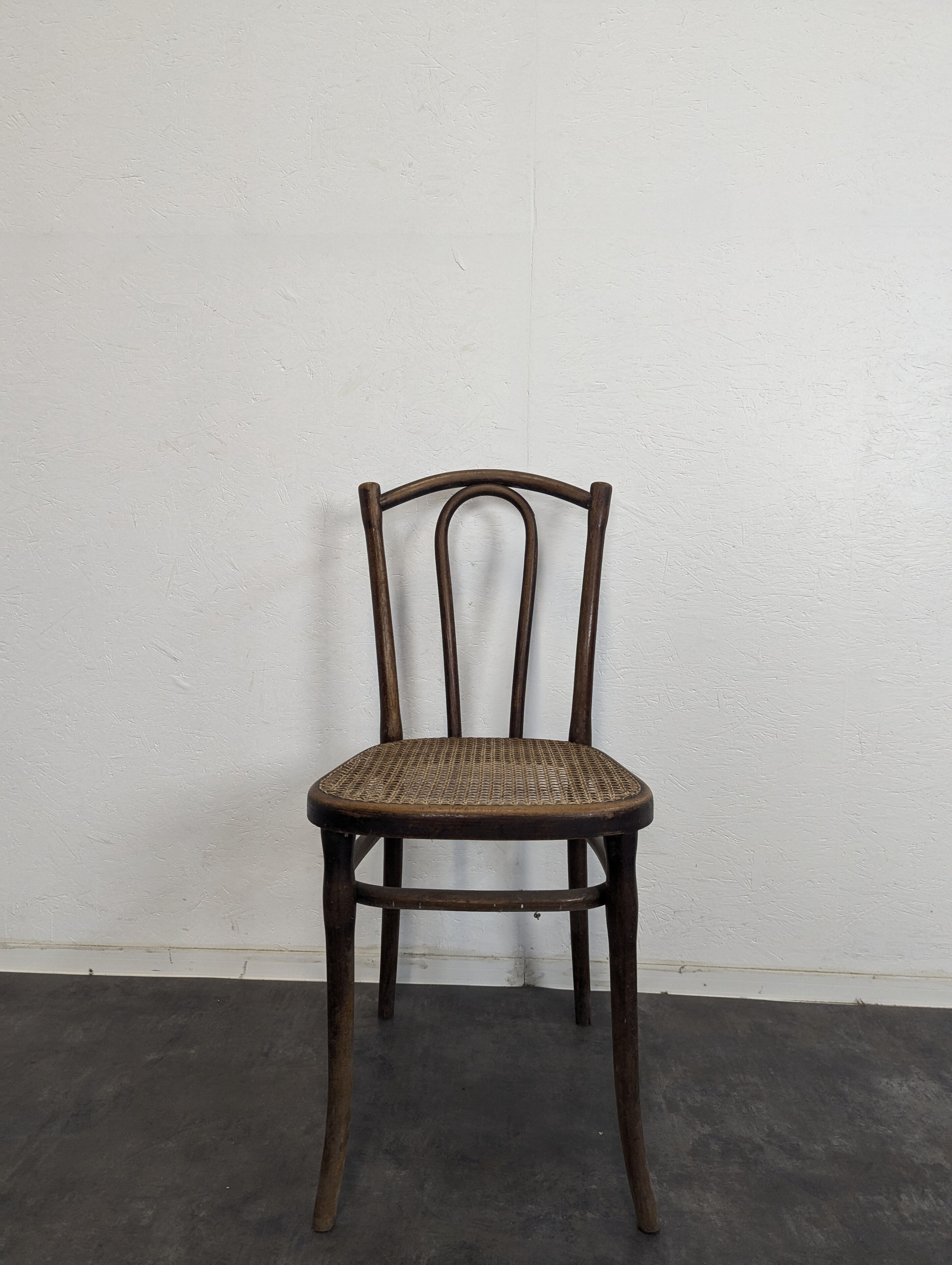 Set of 4 Thonet chairs
