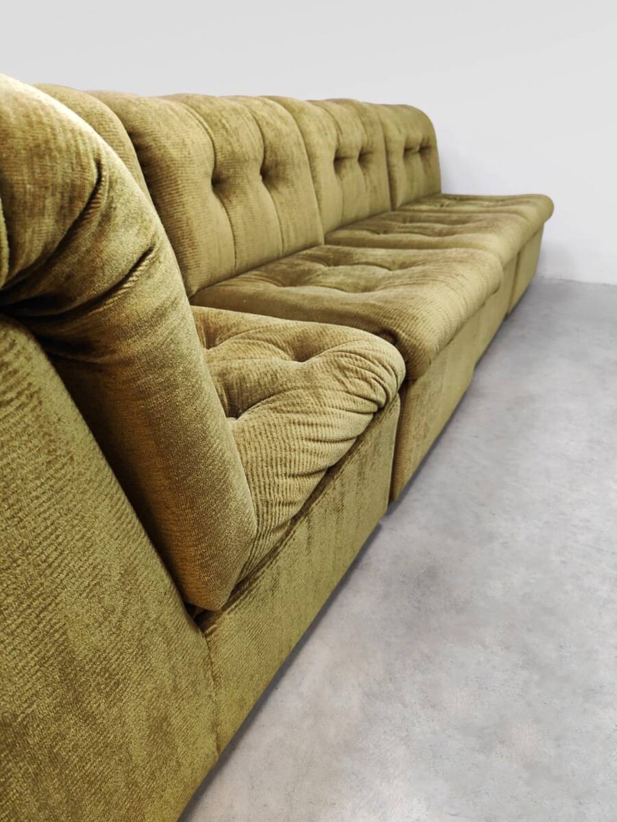 Vintage velvet modular sofa modular 'Verdant green'