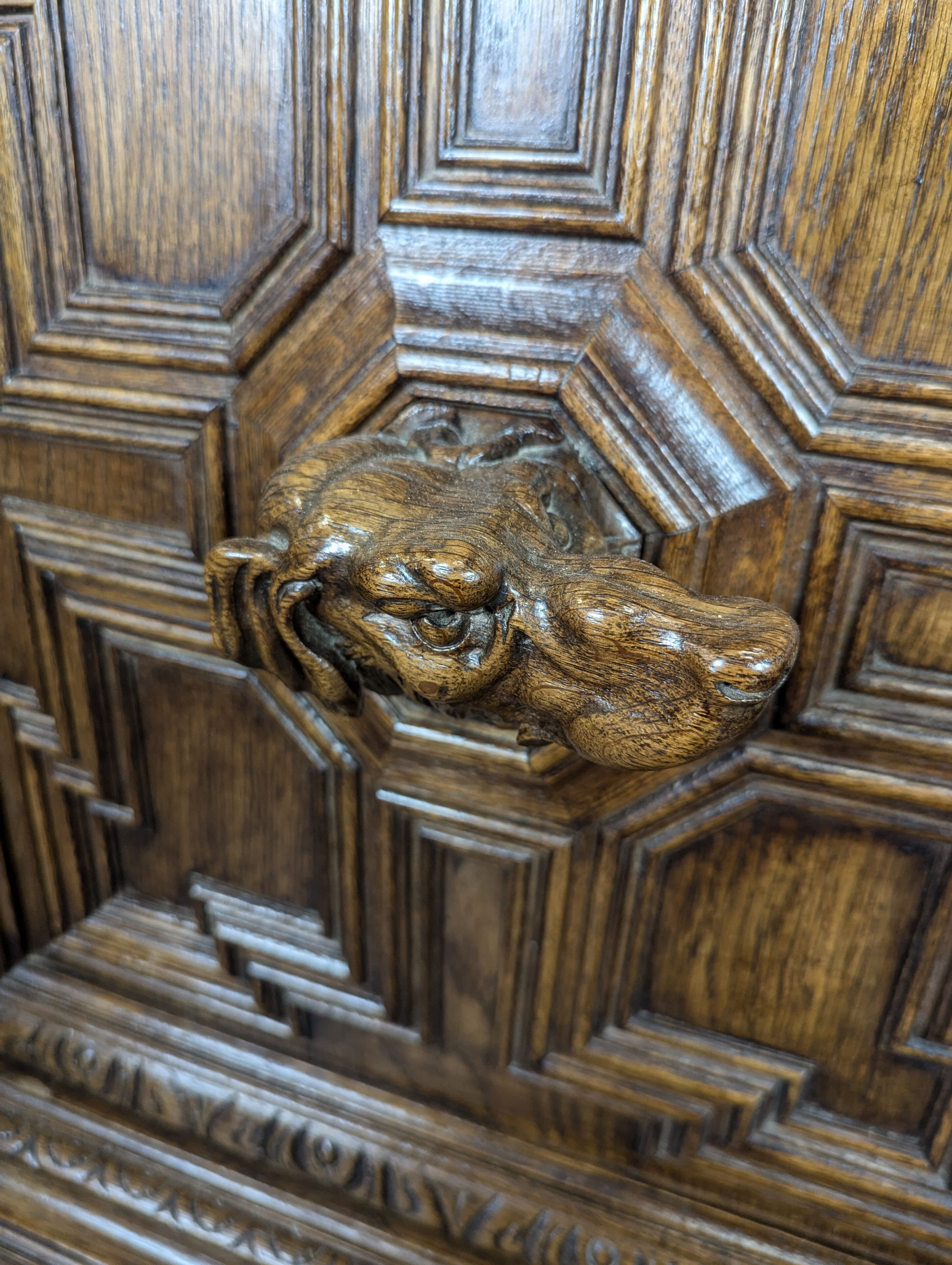 Renaissance style hunting cabinet in walnut