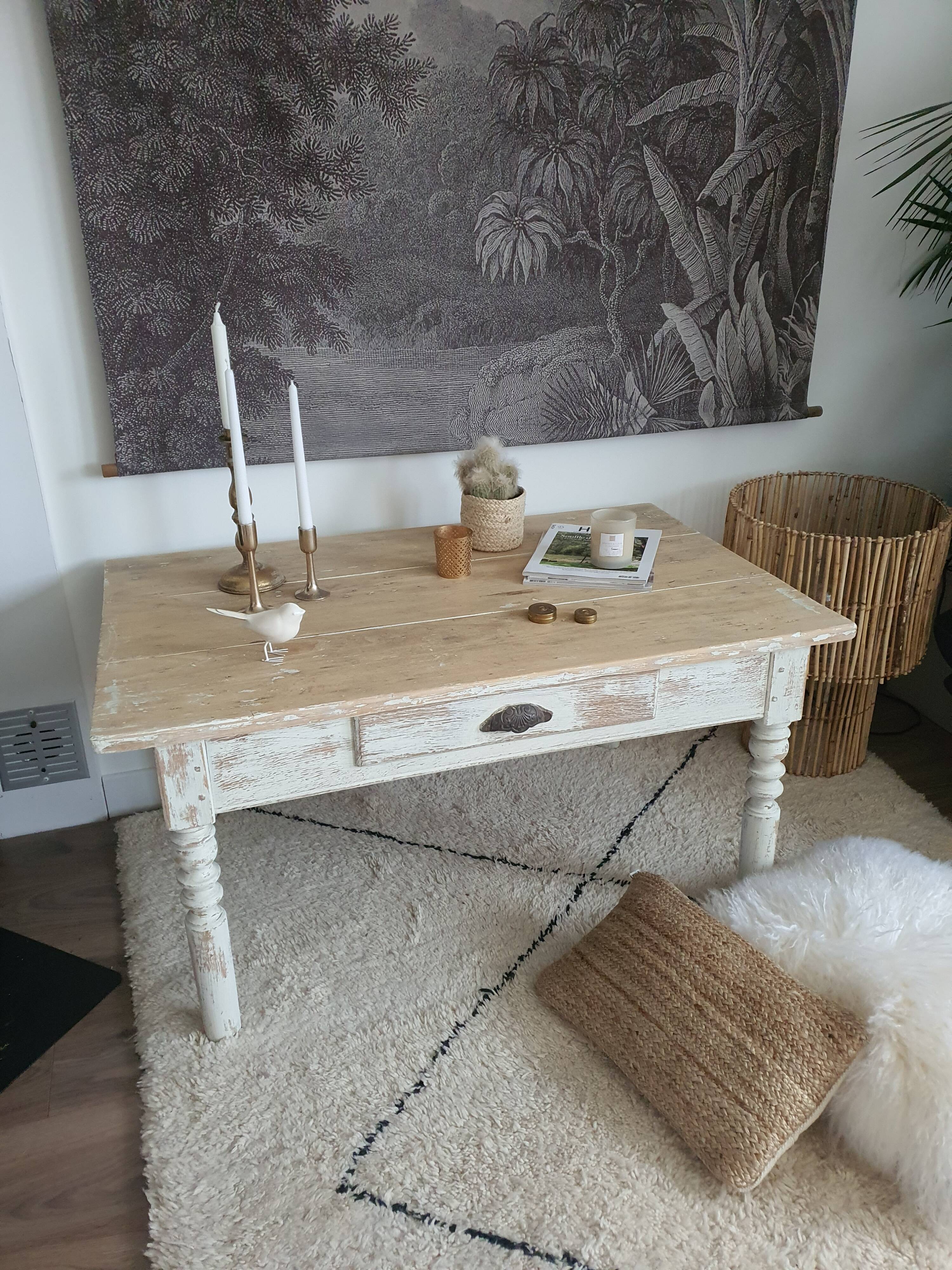 Country style coffee table