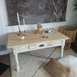 Country style coffee table