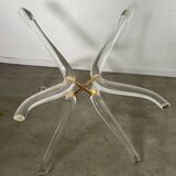 Venice model round dining table from Madelia by Paris Altuglas foot