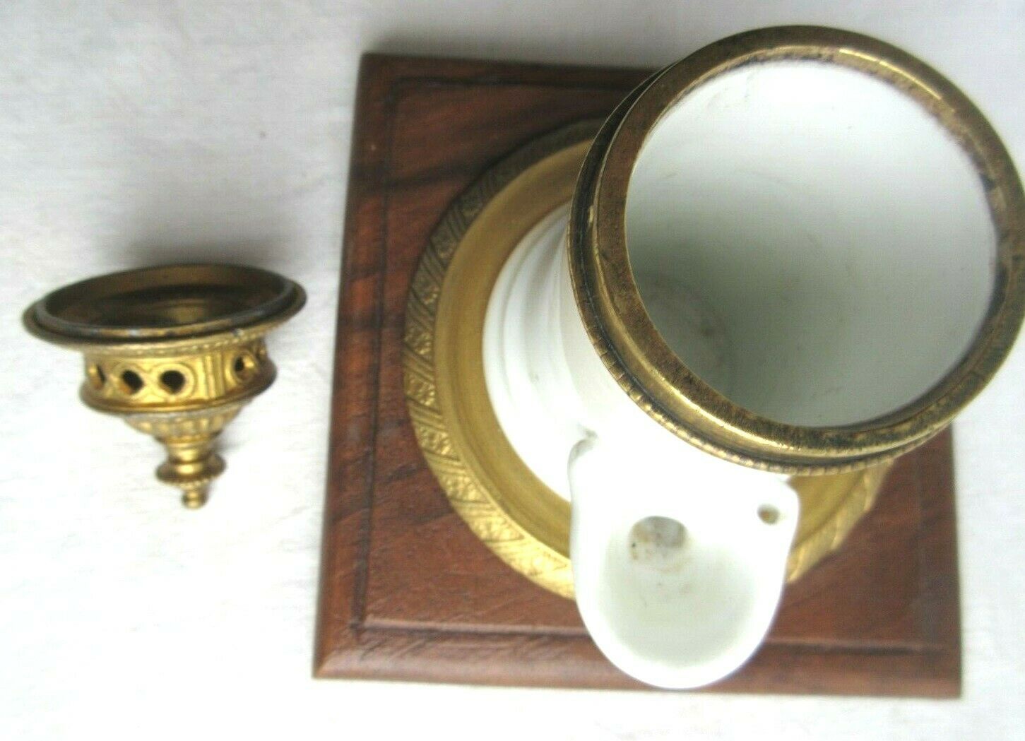 Paris porcelain inkwell and gilded bronze, Empire Charles X style