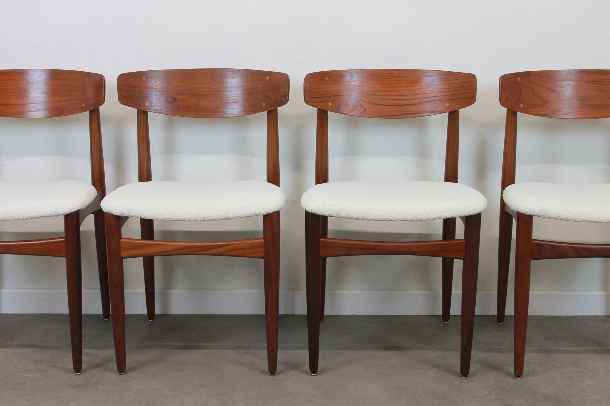 Set de 4 chaises scandinaves