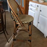 Bar stool