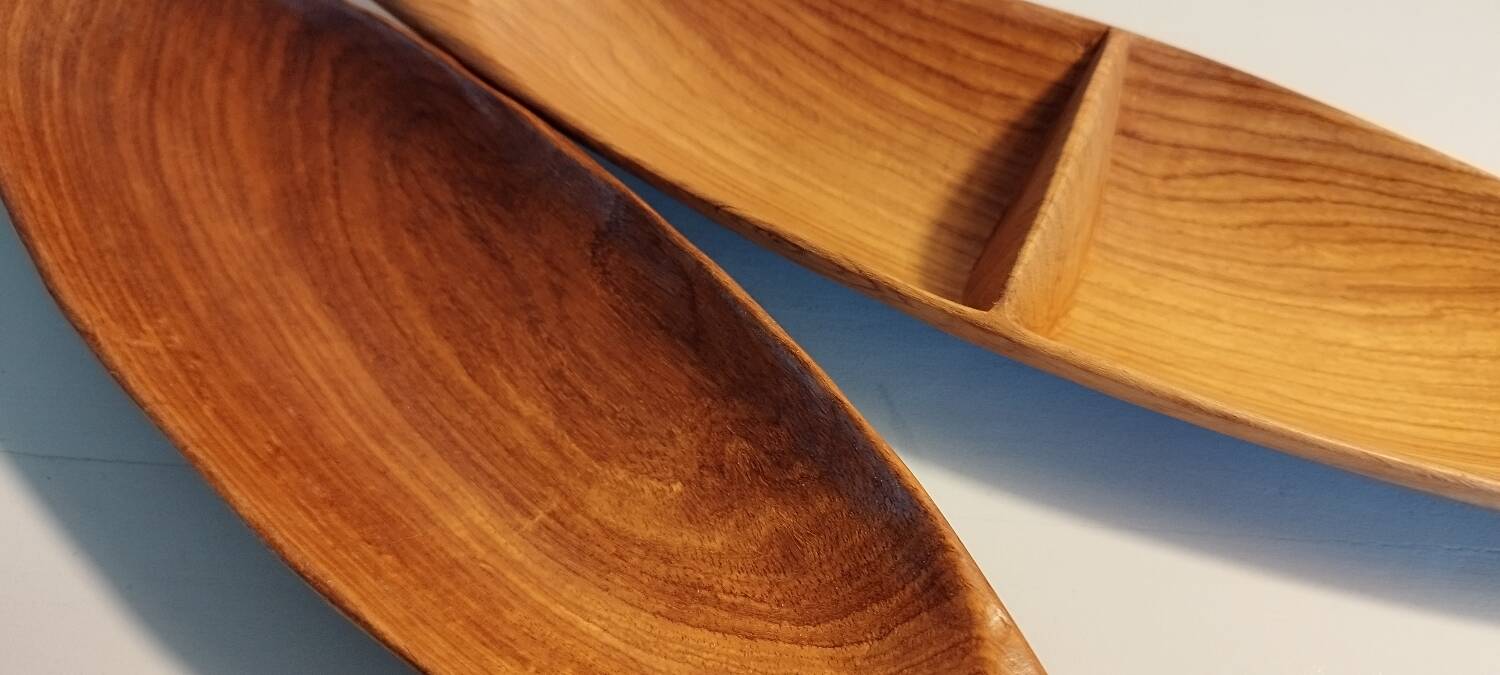 Pair of wooden appetizer dishes