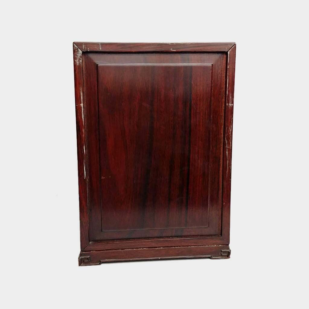 Jewelry box