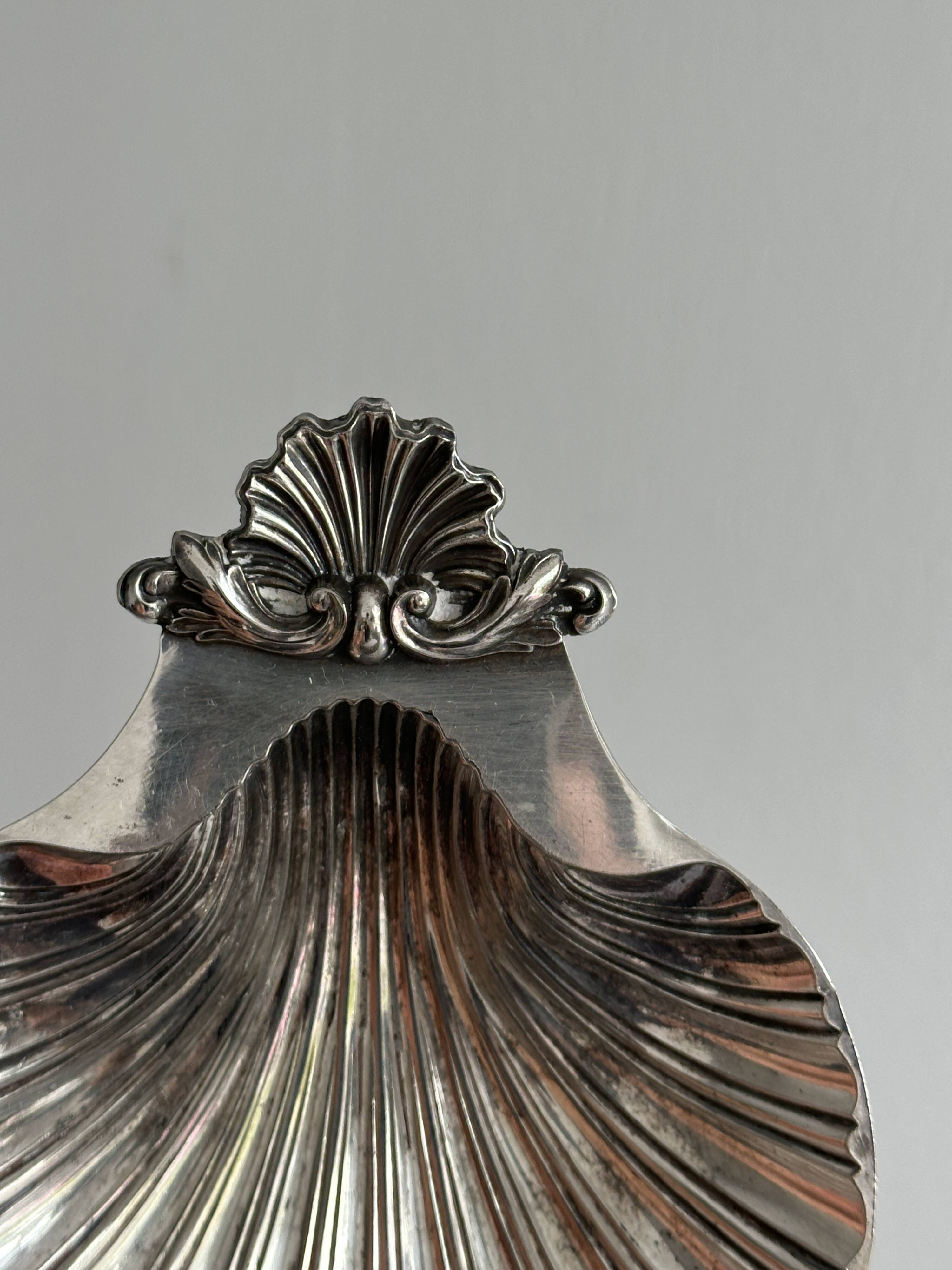 Vintage silver-plated metal bowl