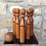 Old bowling game