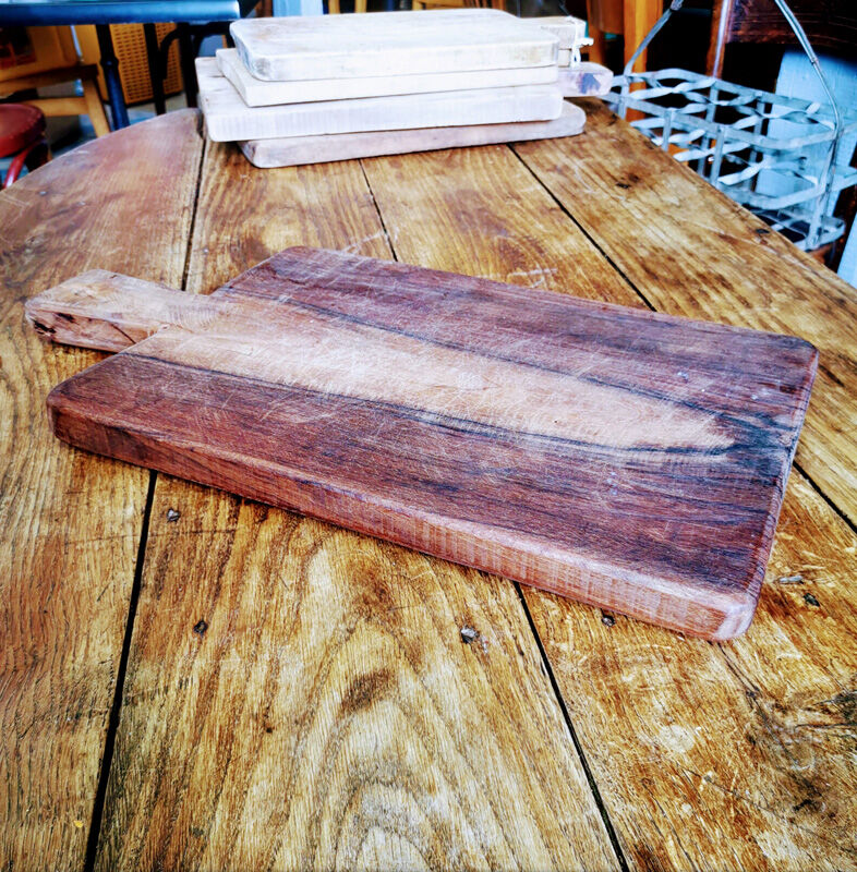 Wooden cutting board