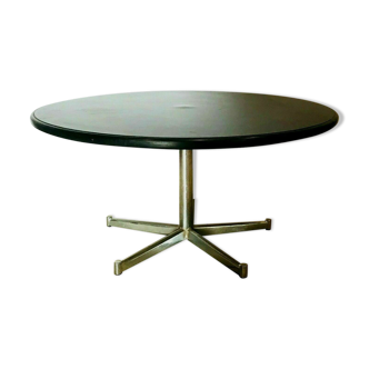 Table basse des années 50 piétement chrome XX siècle