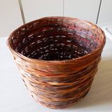 Woven wicker planters