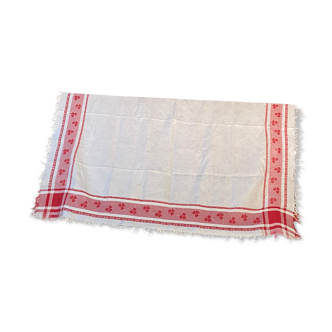 Nappe rectangulaire en damassé blanche et rouge