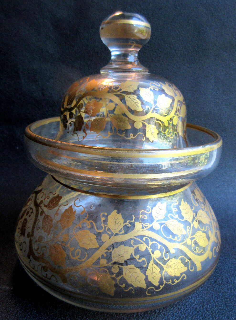 Candy, Baccarat crystal sugar: garlands of golden leaves with fine gold
