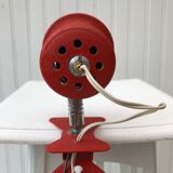 Red-clip lamp