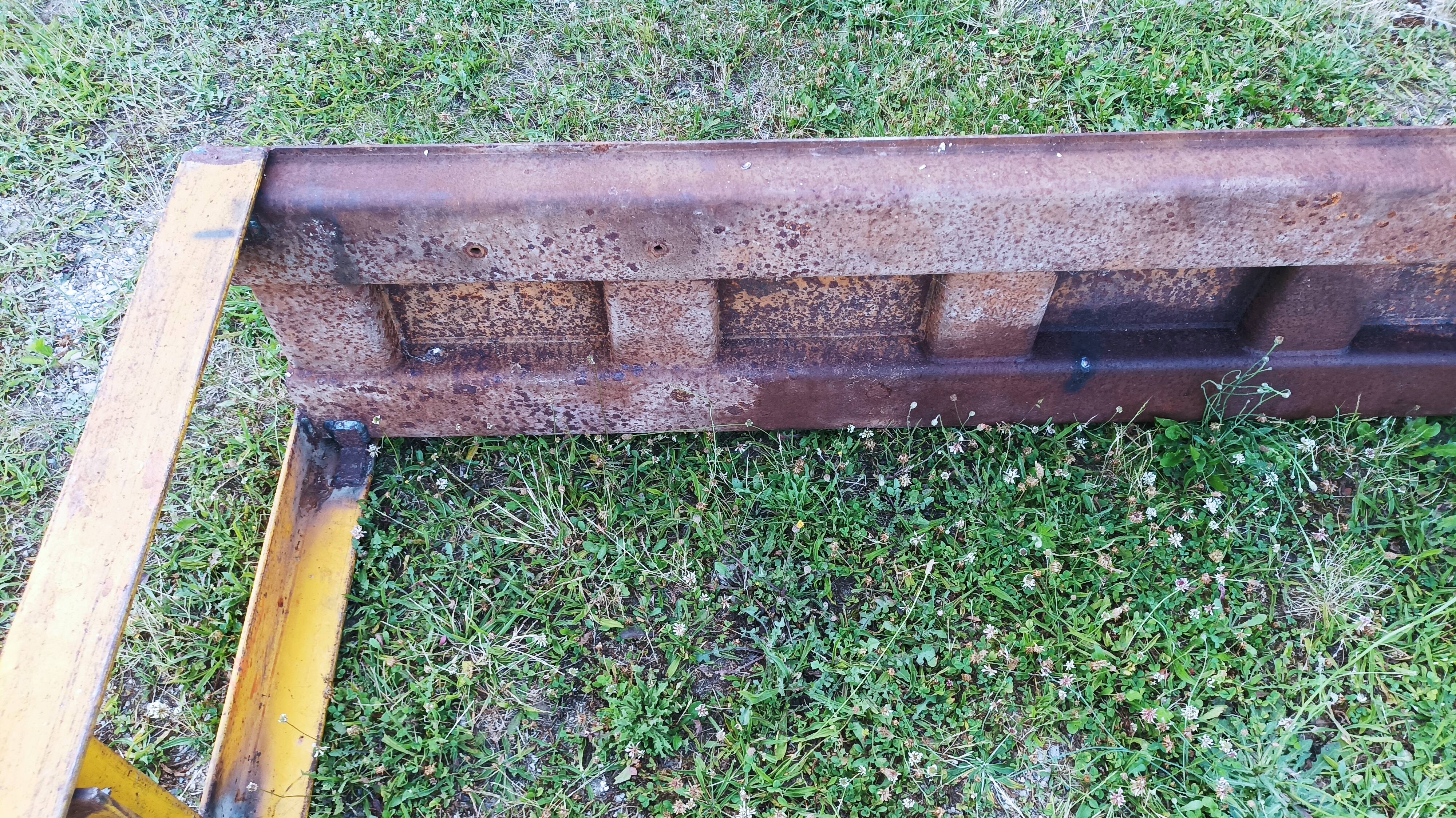 Industrial metal workbench