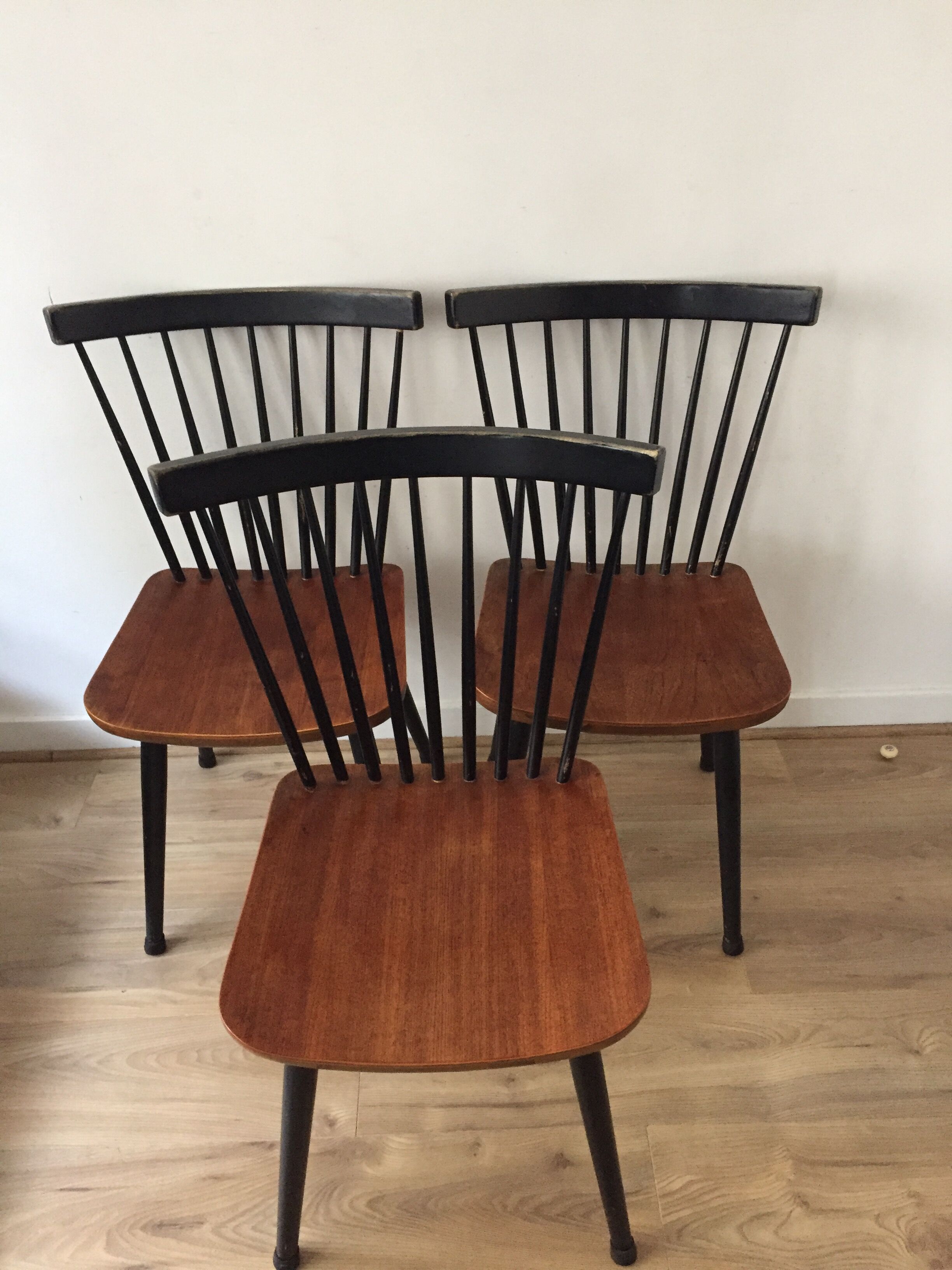 Series of three chairs Stol Kamnik