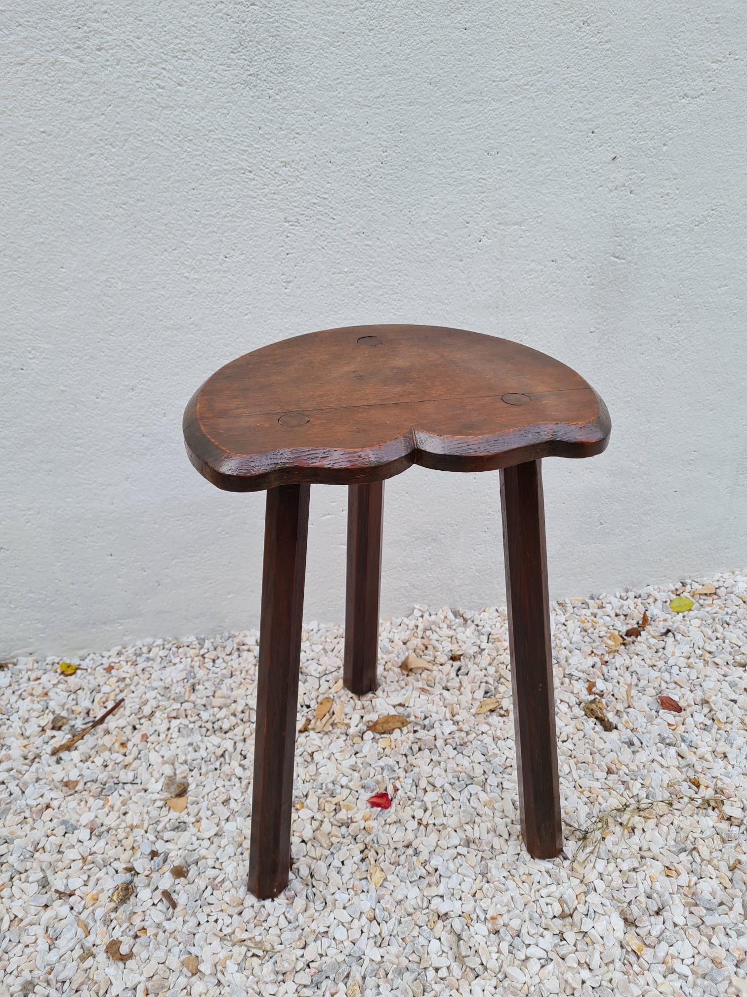 Tripod stool