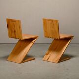 Zig Zag Chair after Gerrit Rietveld in solid Pine