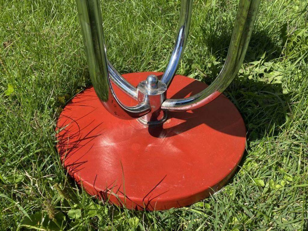 Mid-century design flower stand table H-54 by Jindřich Halabala for Hynek Gottwald