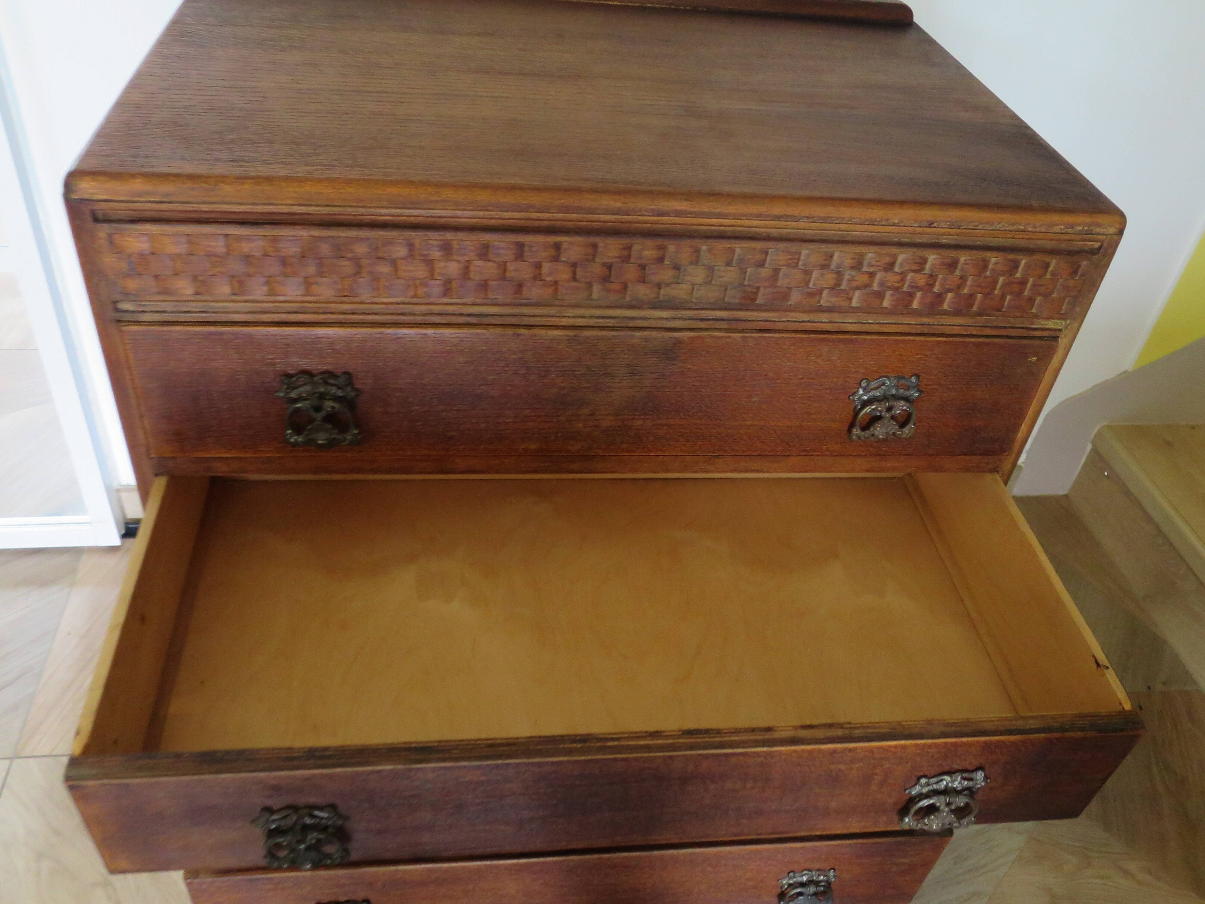 Art Deco chest of drawers with 4 drawers in oak, France 1930s-50s