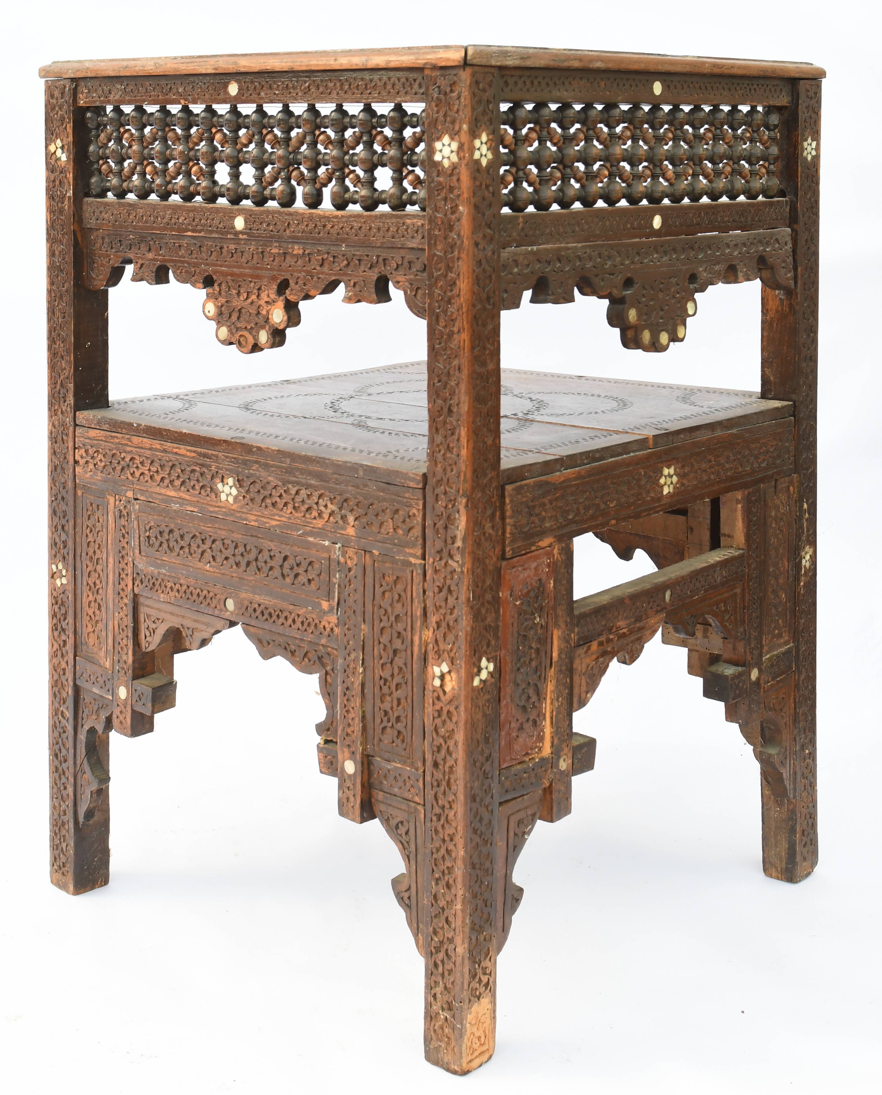 Oriental corner armchair
