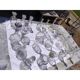 Lot de 20 carafes en verre et cristal