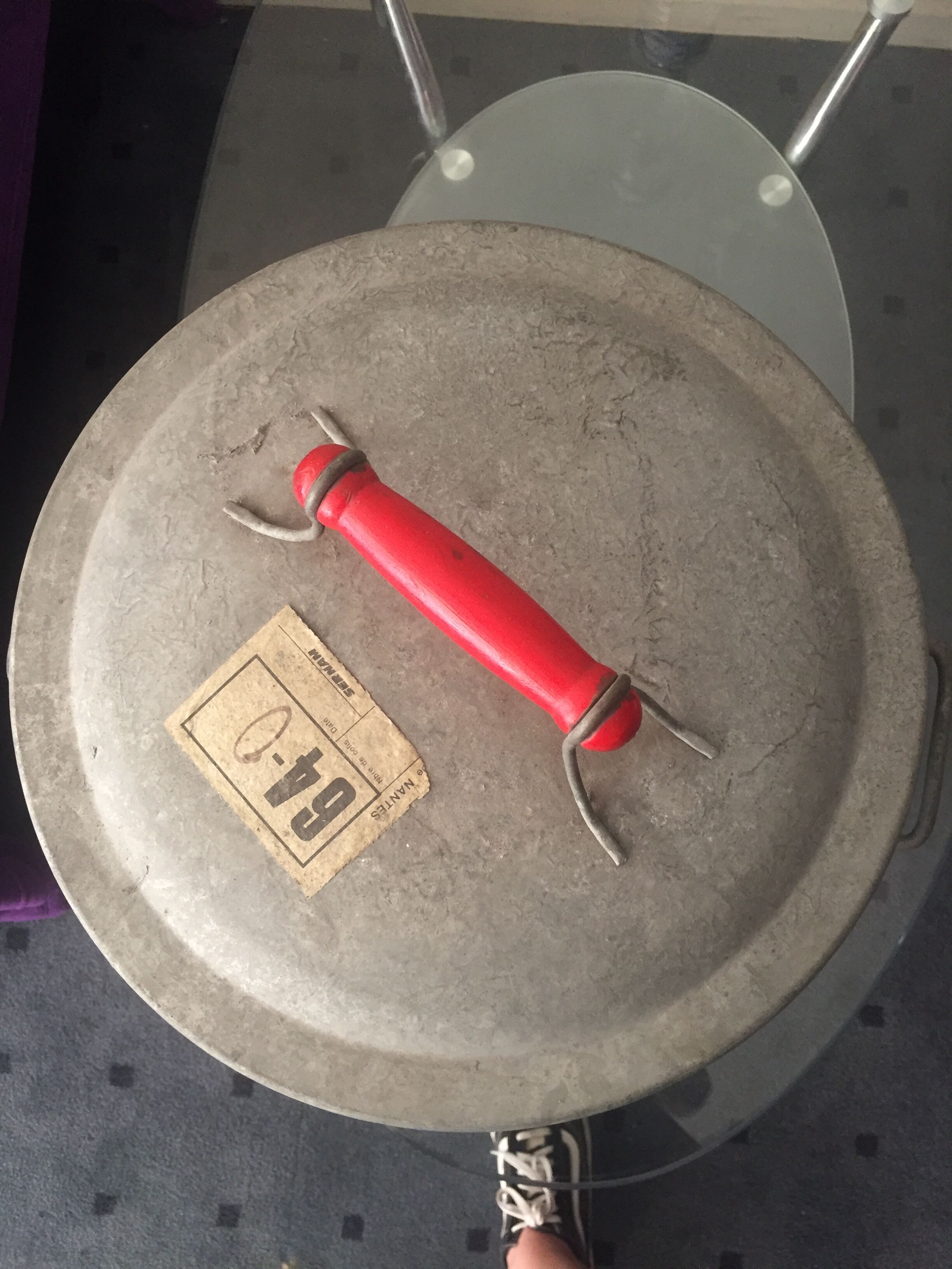 Vintage Guillouard laundry in zinc