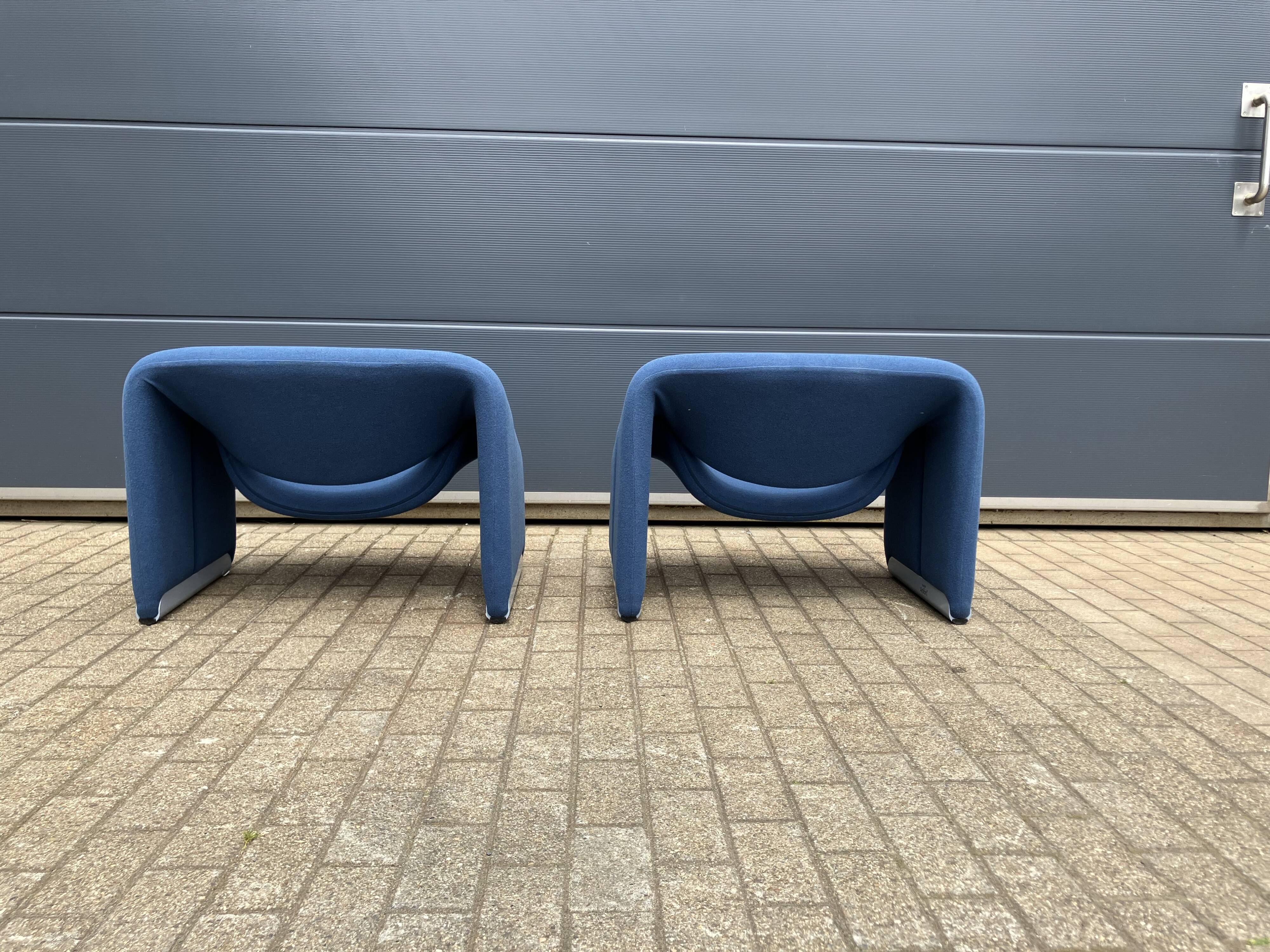 2x Artifort Groovy F598 (M-chair) blue, perfect state! Pierre Paulin