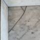 Meuble de toilette ancien avec marbre blanc et miroir