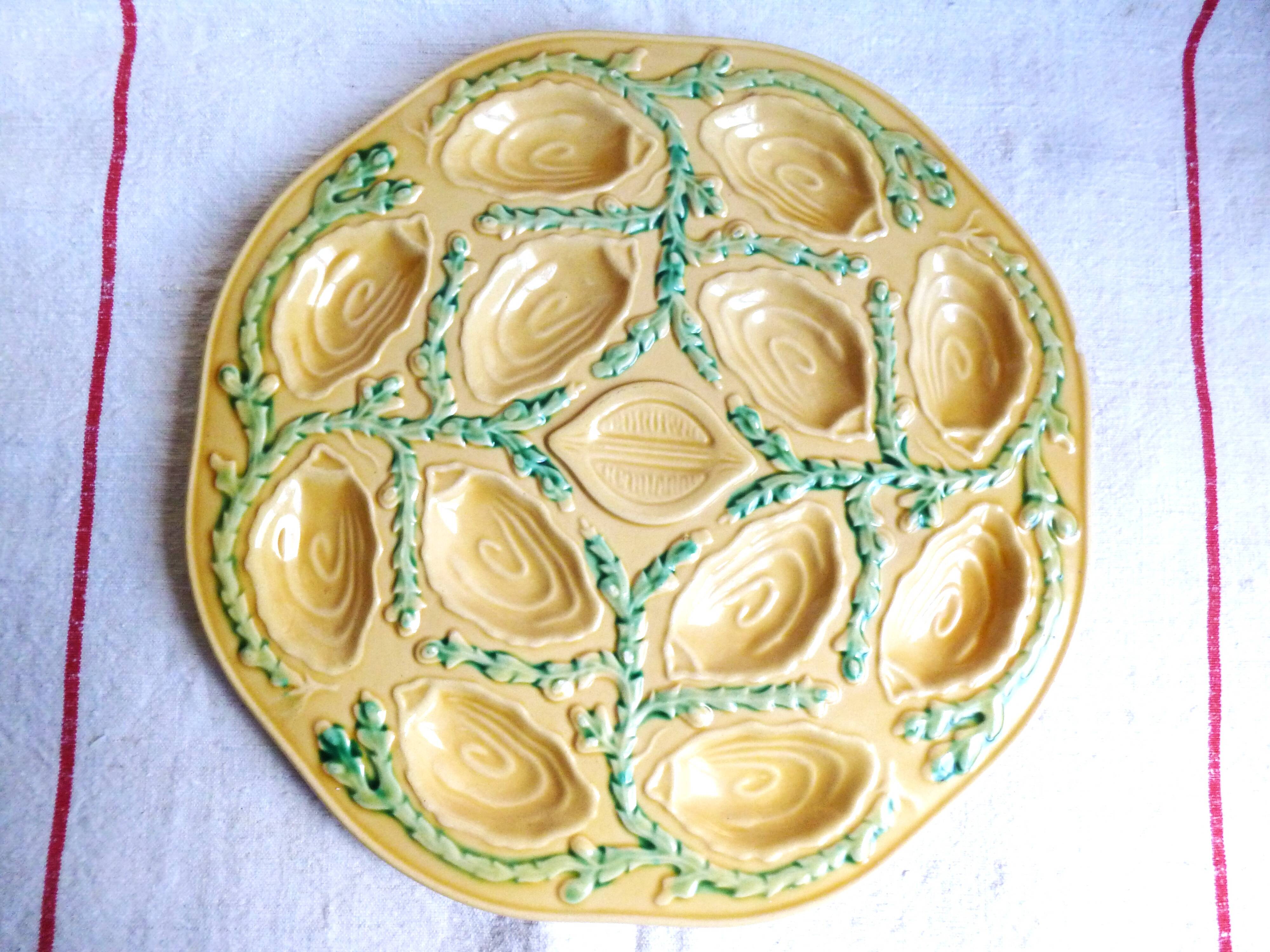 Oyster dish, seafood serving dish, Orfinox oyster dish.