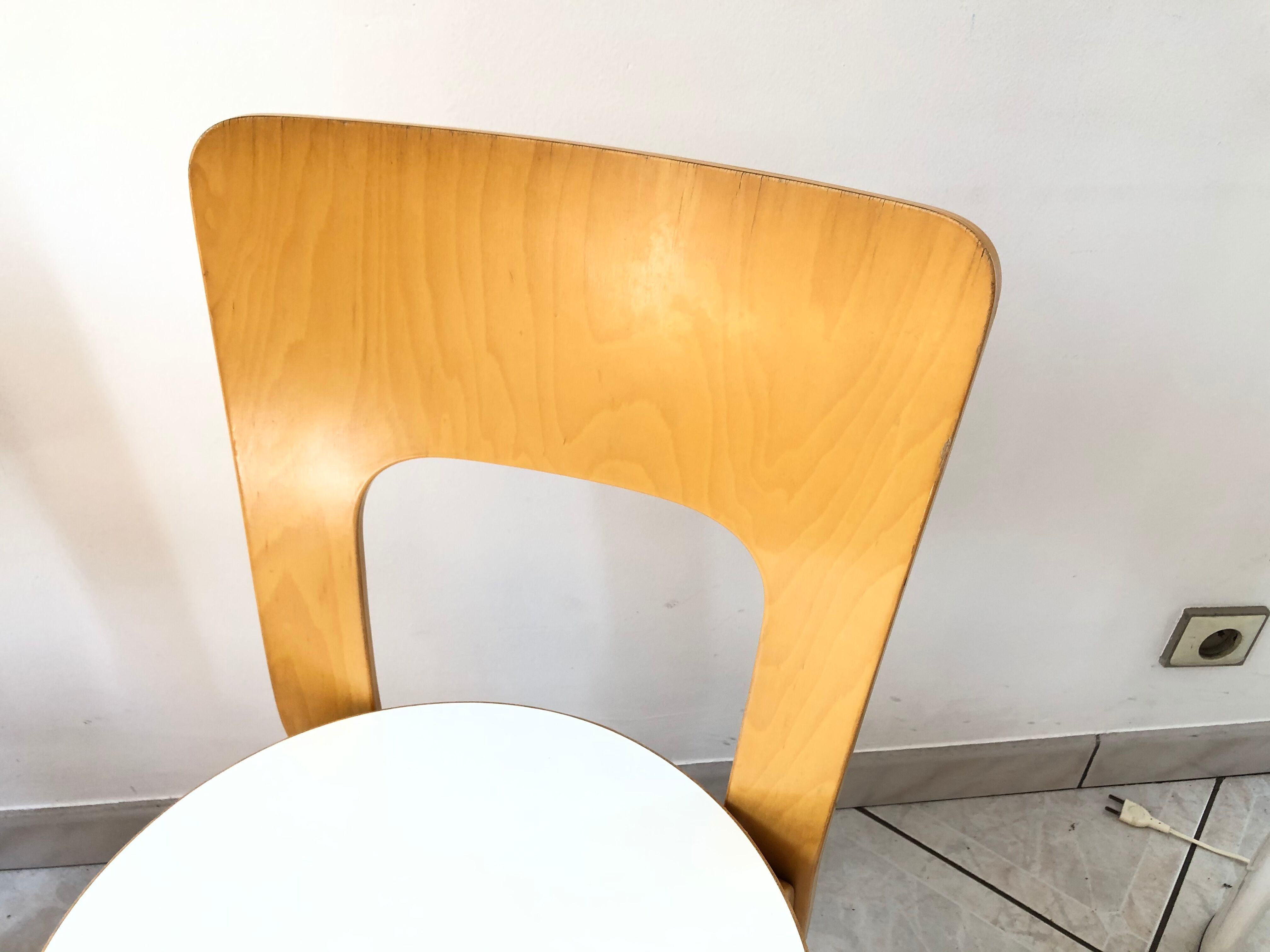 Pair of chair 66 design Alvar Aalto artek edition melaminé white