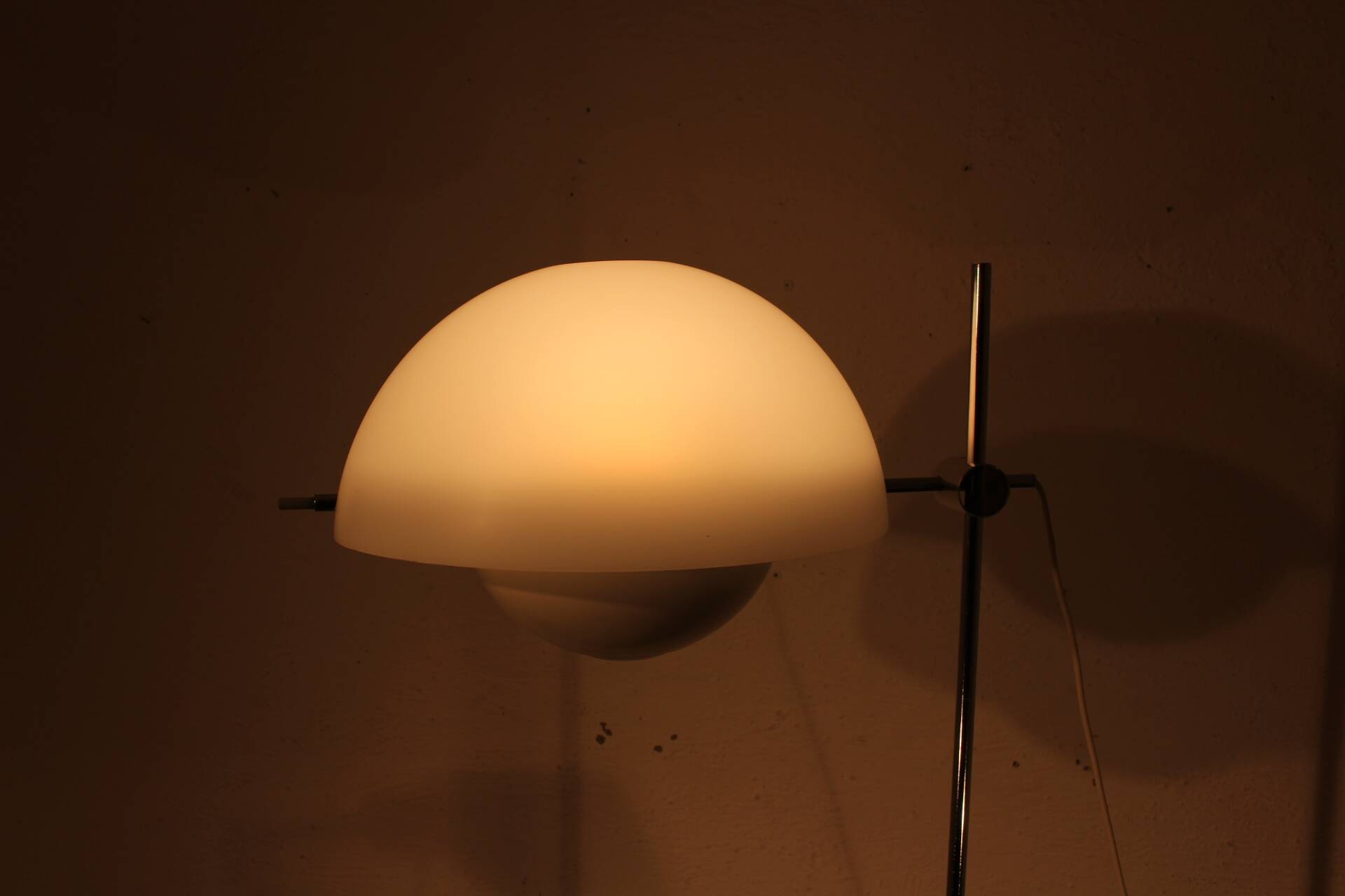 Italian floor lamp from the 1970s