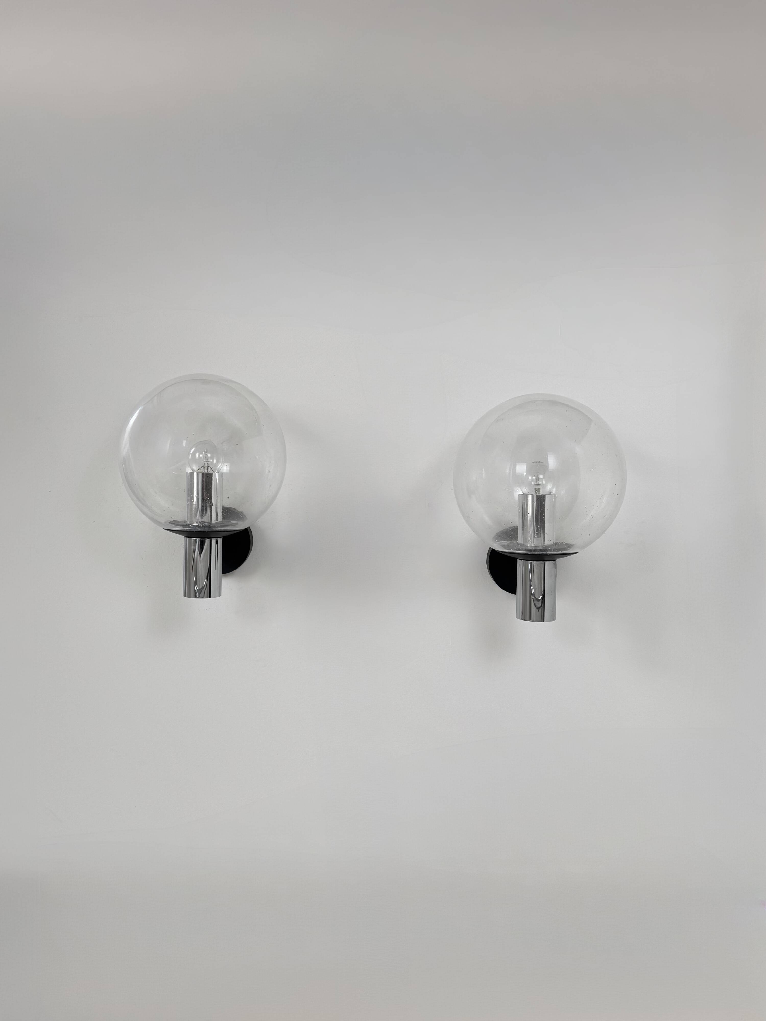 Pair of vintage XL wall lights, chrome metal and bubble glass, France, 1970.