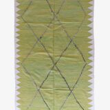 Lime green Kilim rug - 307 x 196 cm