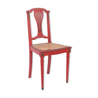 Chaise en bois laqué rouge