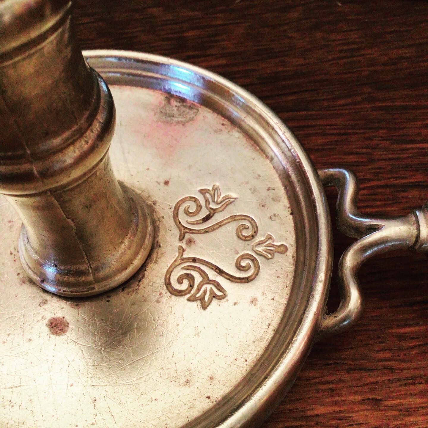 Bronze candle holder