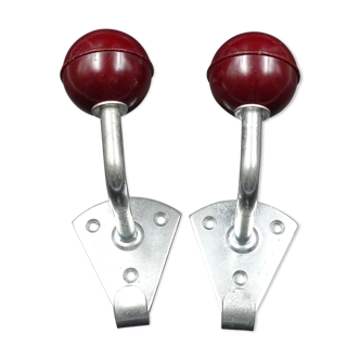 Two hooks in red bakelite and metal - around 1950