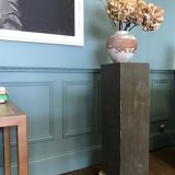 Pedestal