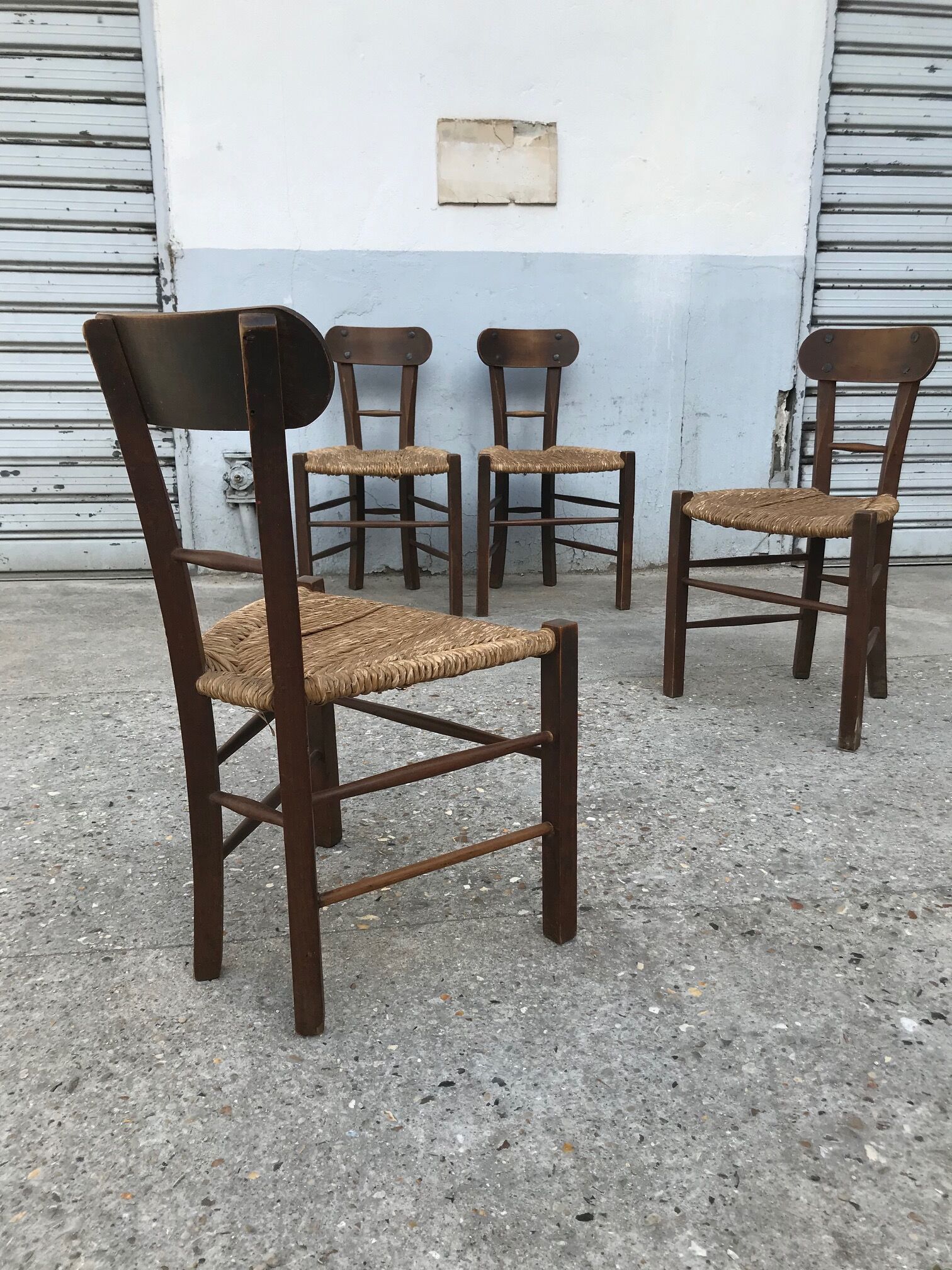 Set of 4 brutalist chairs wood and rope, popular art
