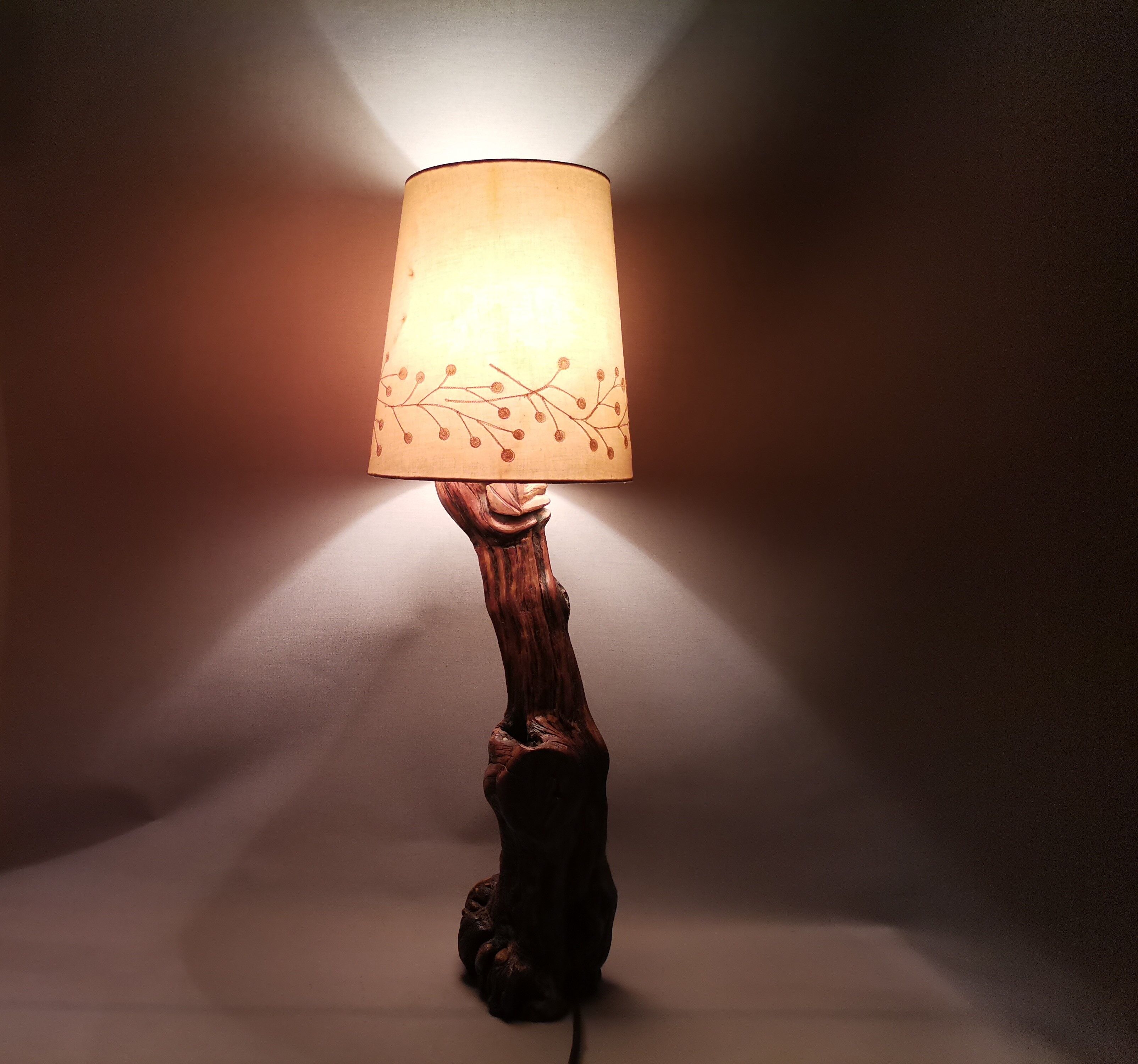 Portuguese handmade vine wood table lamp