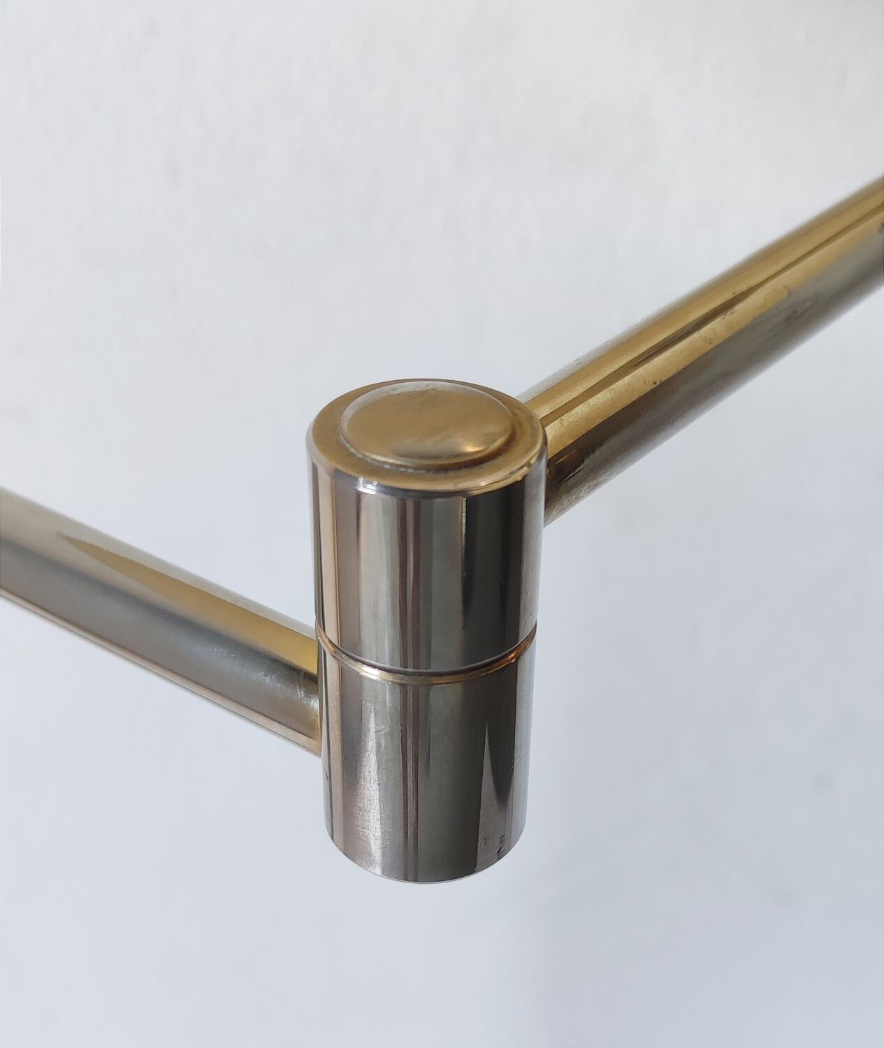 Articulated reading floor lamp from the 80s