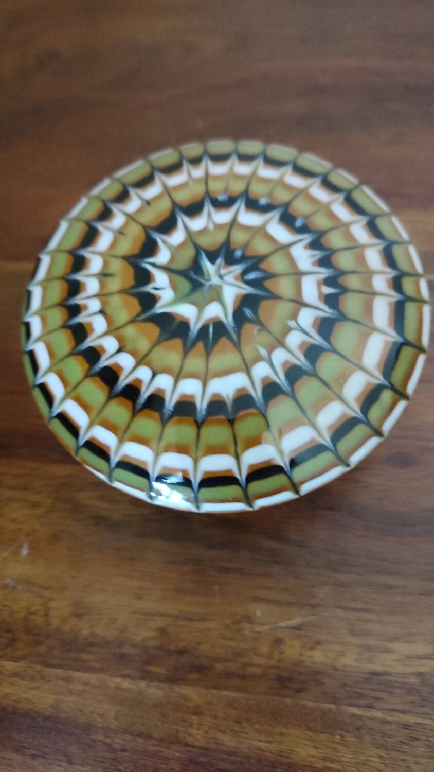 Art Deco ceramic jewelry box with spiral pattern