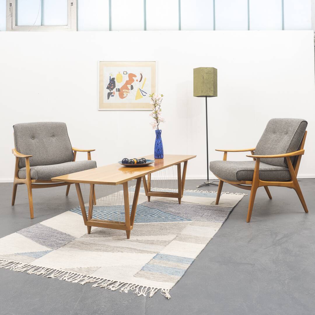 Fauteuil années 50 en merisier restauré, deux disponibles