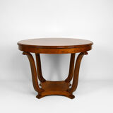 Art Deco round pedestal table in walnut veneer, circa 1930