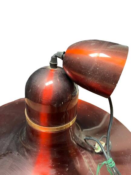 Red metal suspension