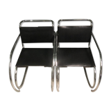 2 chairs by Mies Van Der Rohe MR20