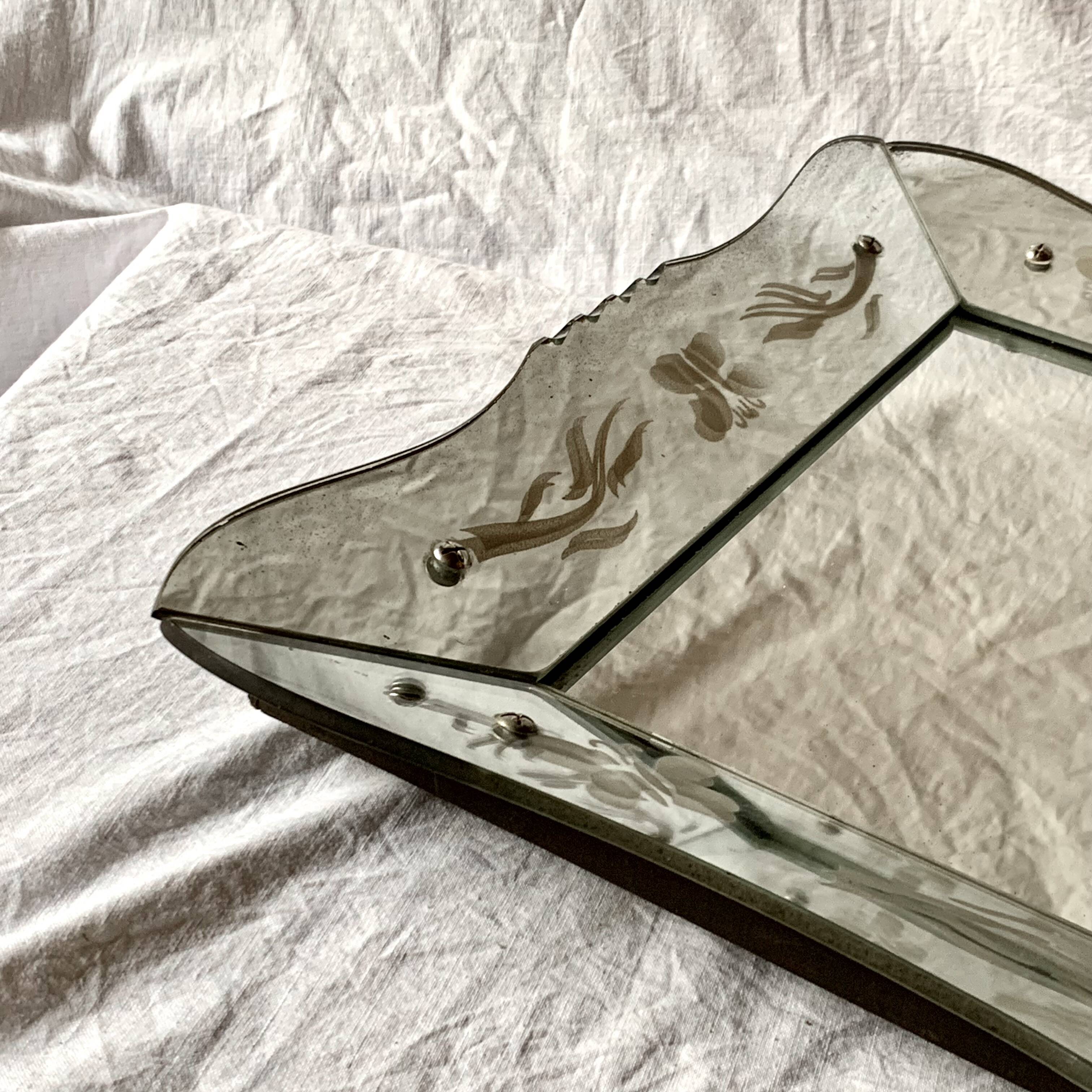 Beveled Venetian mirror - butterfly decor - Height: 61 cm